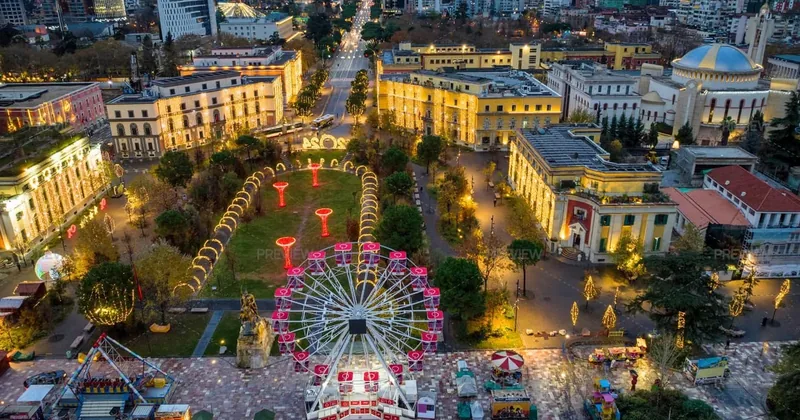 Tirana Walking Tour in English, French or Italian